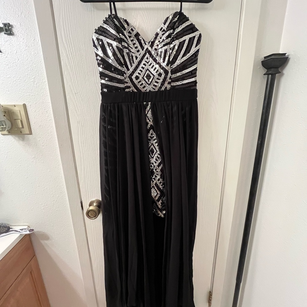 Elegant Black and White Evening Dress